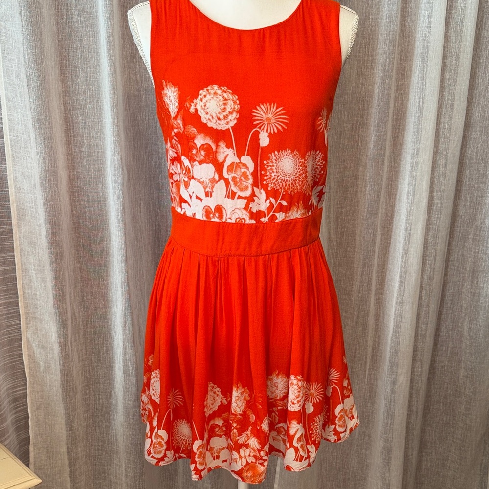 FARM Rio Red Floral Mini Dress - Picture 2 of 15